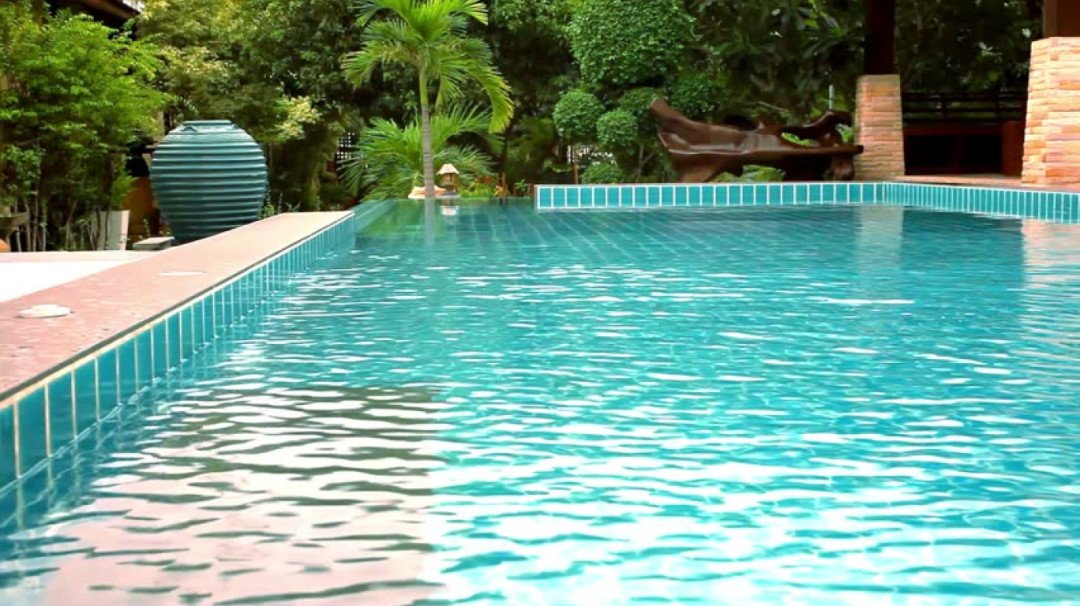 Clean Green Pool Water
