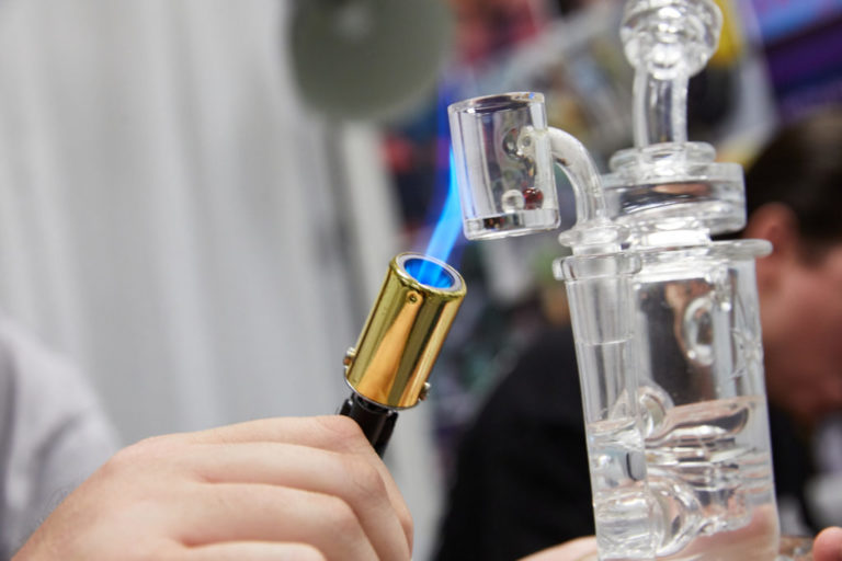 SMOKING ACCESSORIES