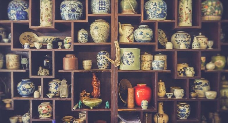 Use Pottery Marks to Determine Value