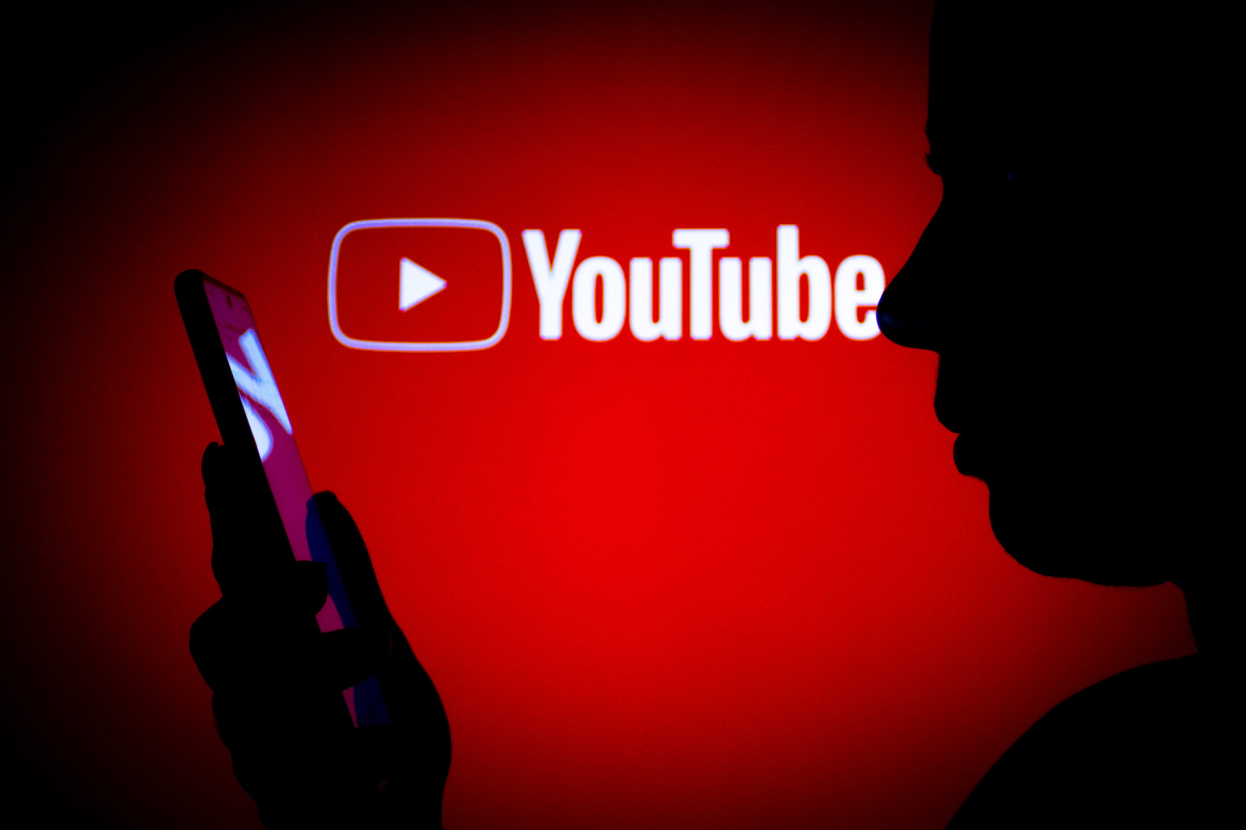 how much money do you make on youtube with 1000 subscribers